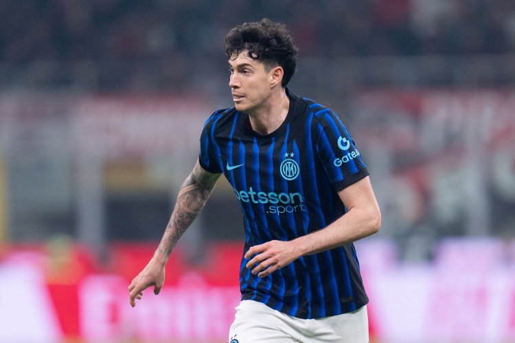 意媒：巴萨愿为巴斯托尼提供700万欧年薪，和球员在国米收入相当